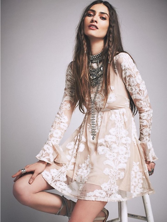 For Love And Lemons Dresses & Skirts - For Love And Lemons Blush Lace-Embroidered Floral Mini Dress PTP 17 inches